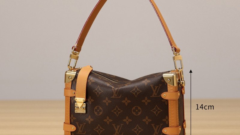 Side Trunk M46358