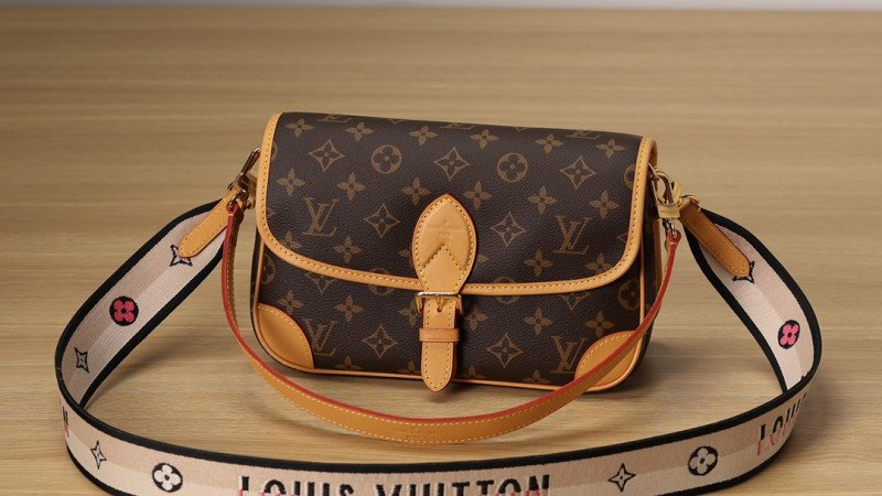 Diane M45985 Diane M45985