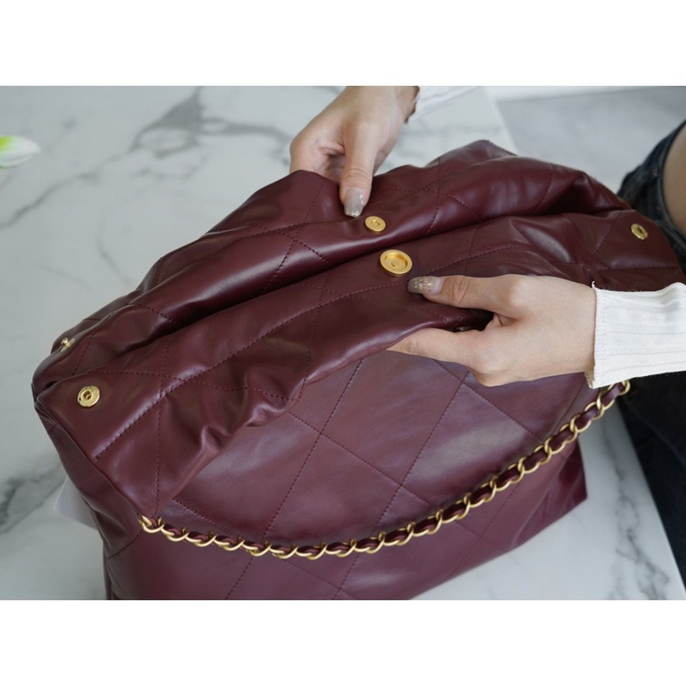 Chanel 22 Medium Bag Chanel 22 Medium Bag