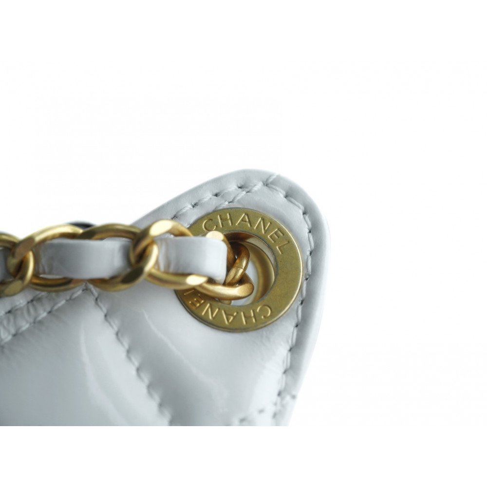 Chanel Wavy Hobo Bag Chanel Wavy Hobo Bag