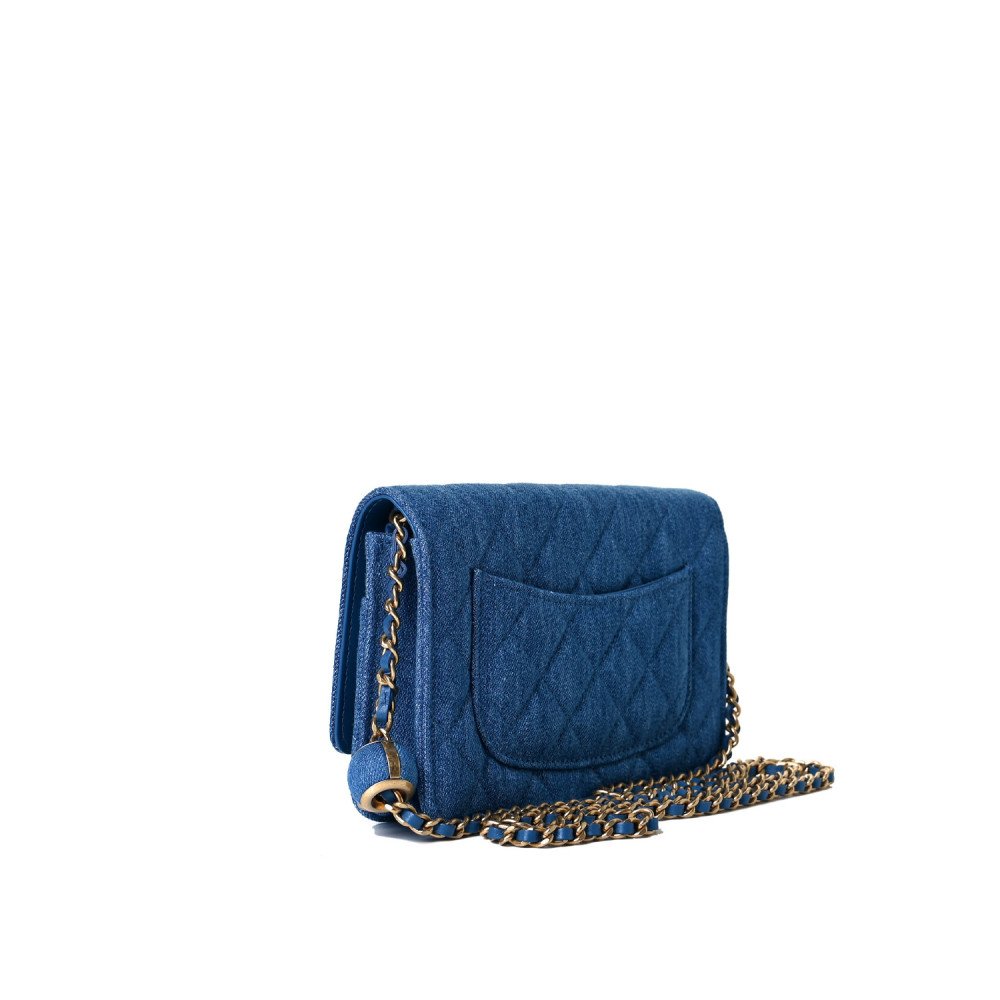 Chanel Pearl Crush Wallet On Chain Chanel Pearl Crush Wallet On Chain