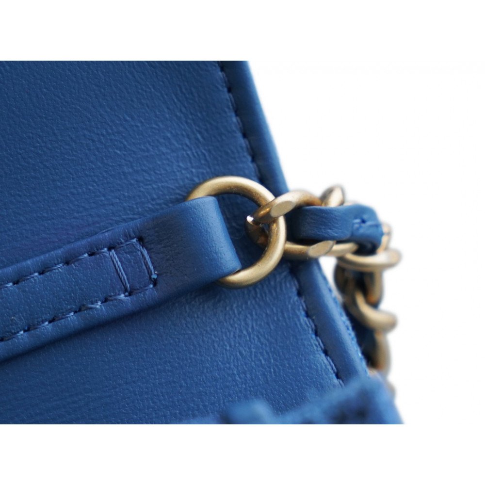 Chanel Pearl Crush Wallet On Chain Chanel Pearl Crush Wallet On Chain