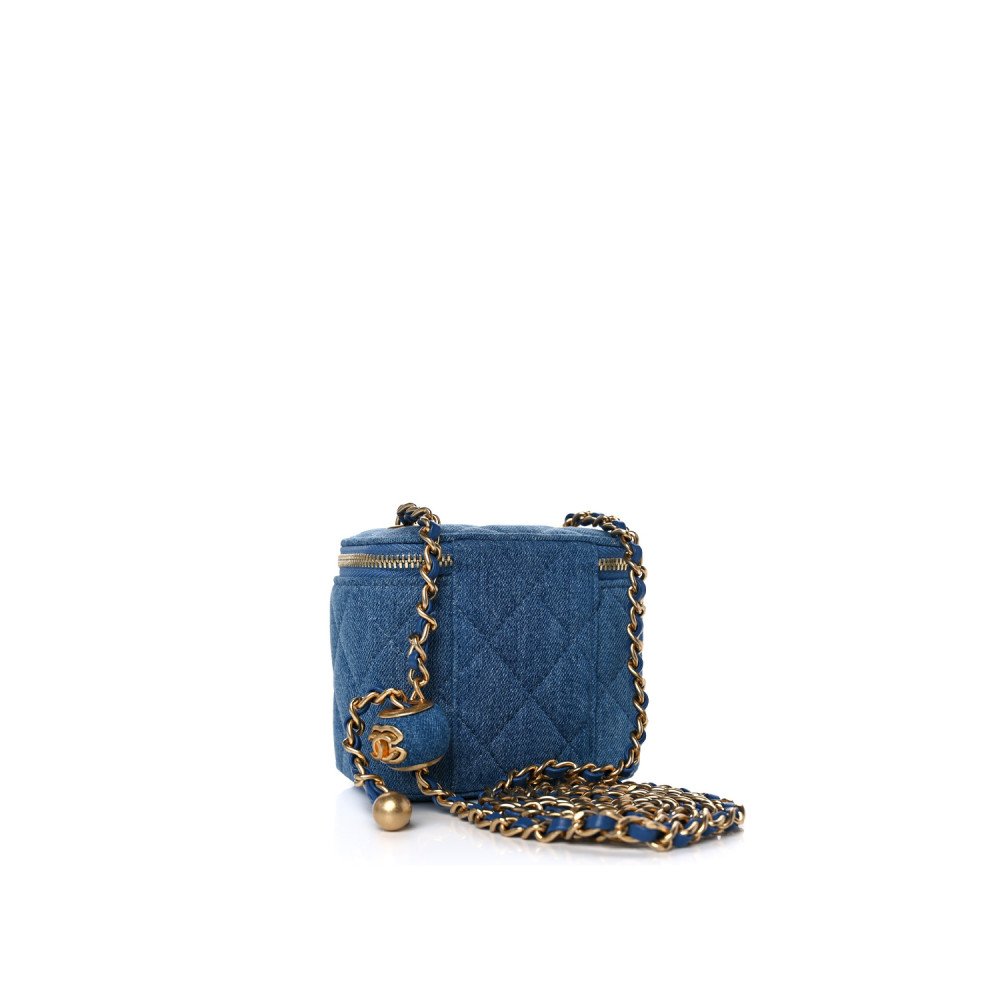 Chanel Pearl Crush Mini Vanity Case Chanel Pearl Crush Mini Vanity Case