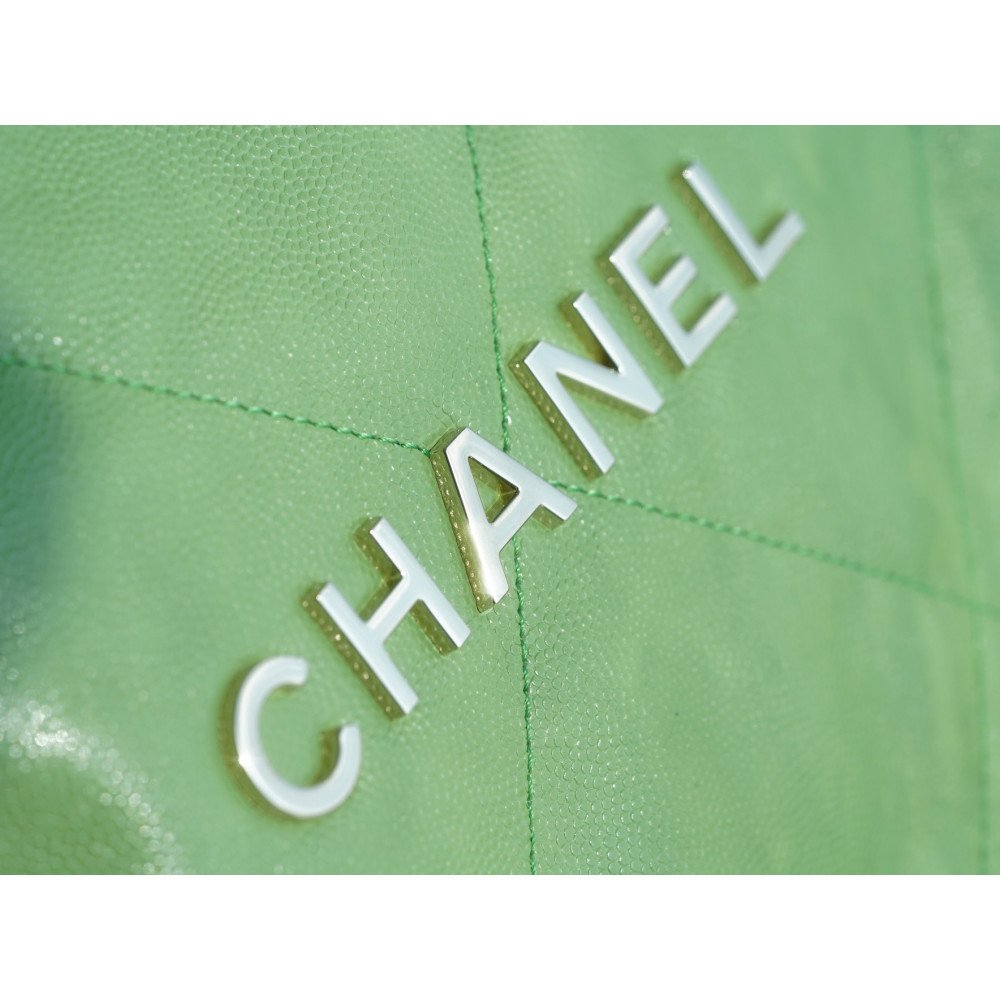 Chanel 22 Small Bag