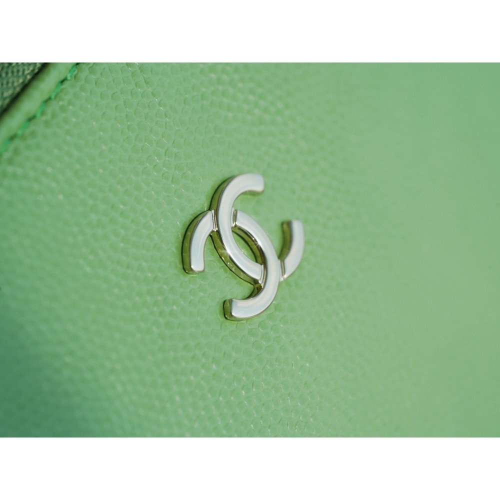 Chanel 22 Small Bag