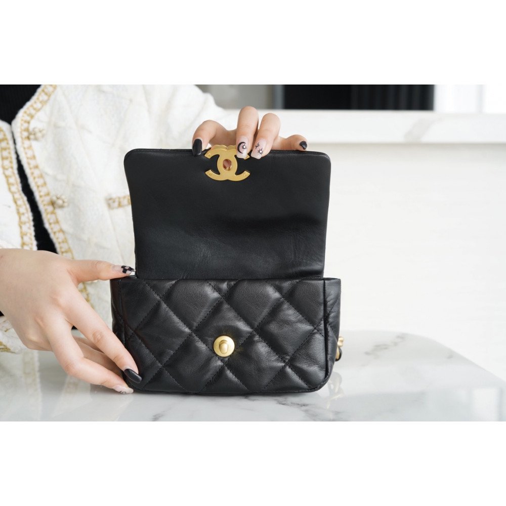 Chanel 19 Waist Bag