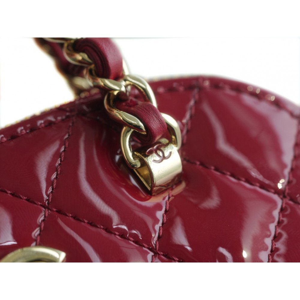 Chanel Shiny Coco Clutch With Chain Bag