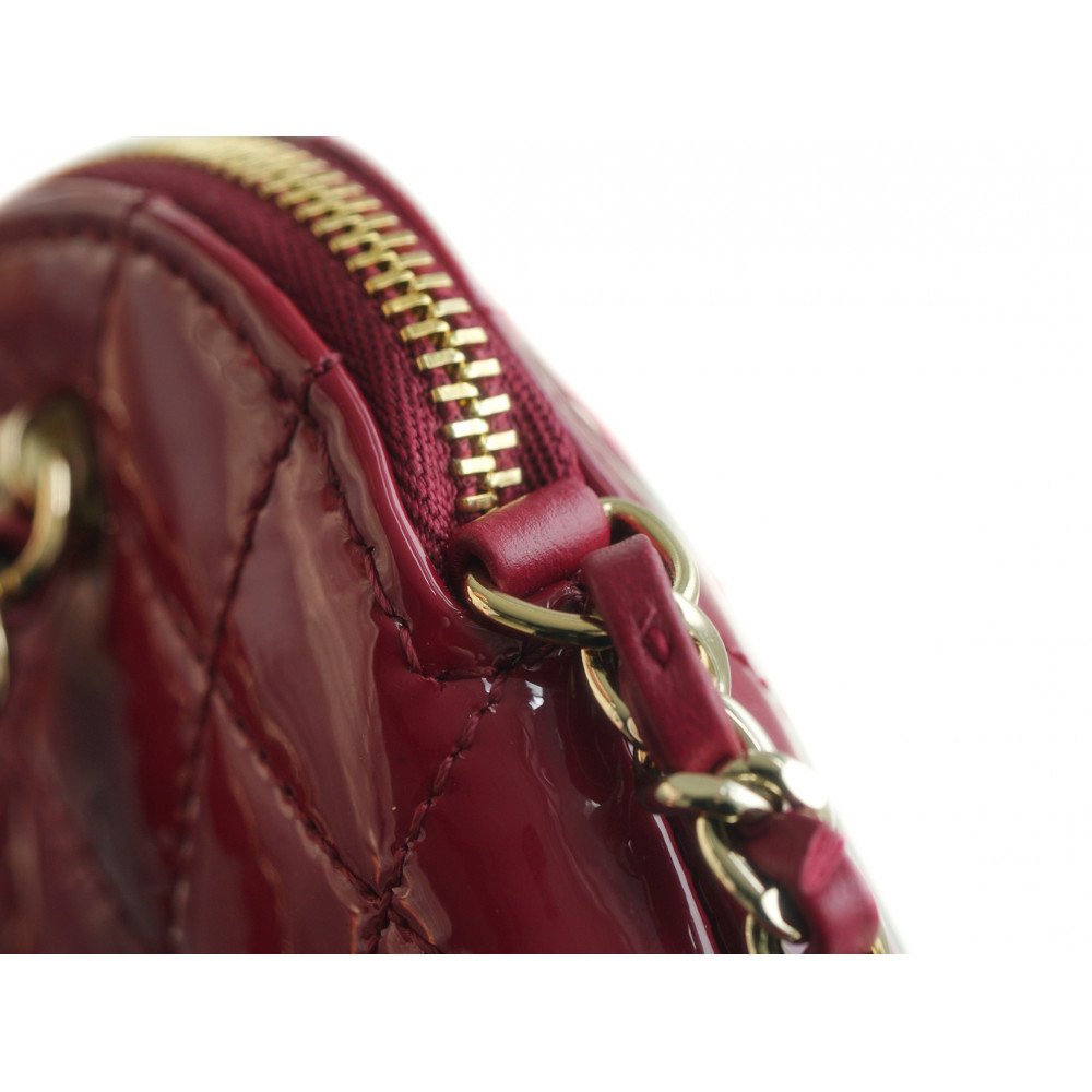Chanel Shiny Coco Clutch With Chain Bag