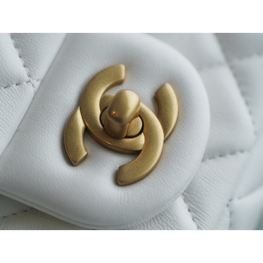 Chanel Pearl Crush Mini Flap Bag Chanel Pearl Crush Mini Flap Bag