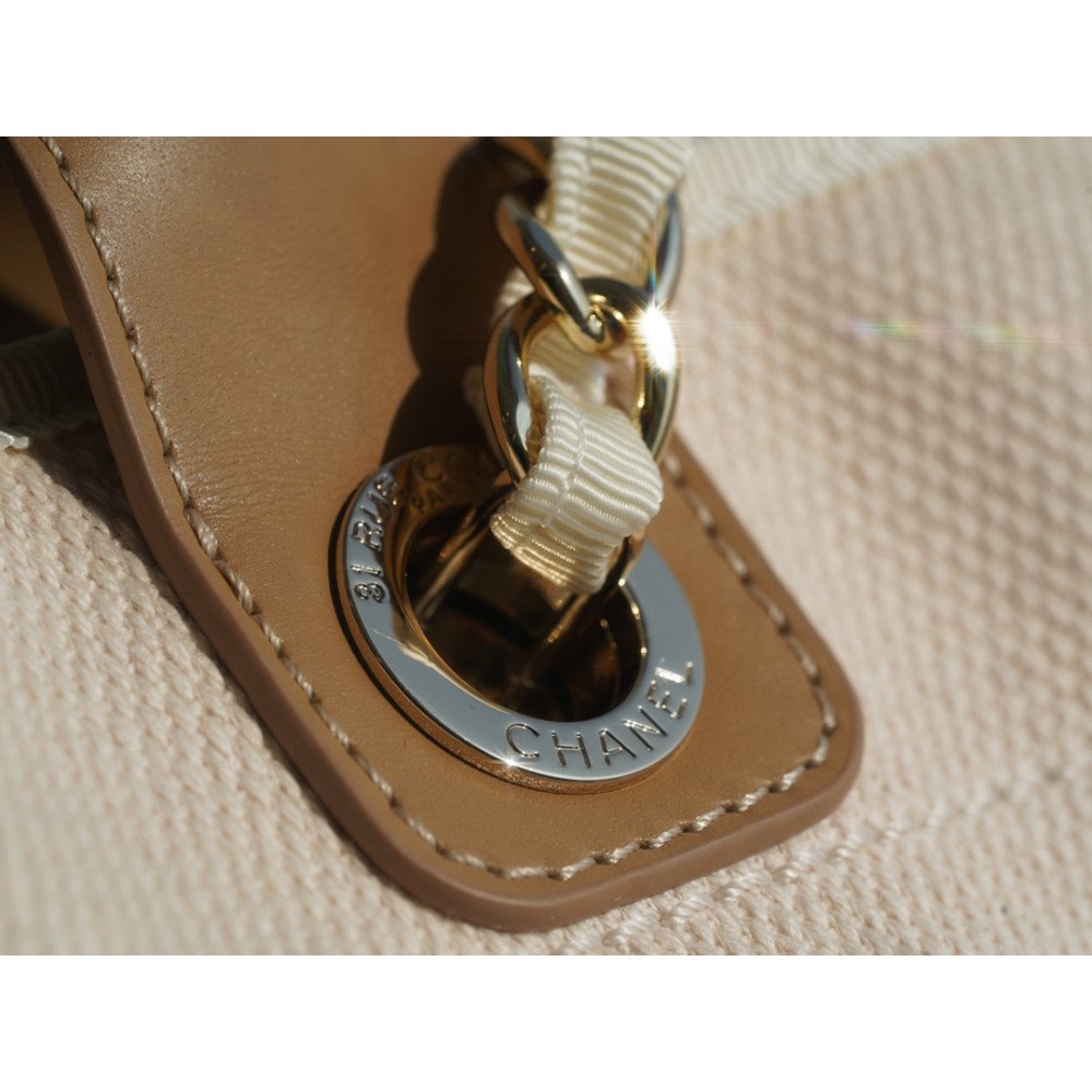 Chanel Deauville Tote Chanel Deauville Tote
