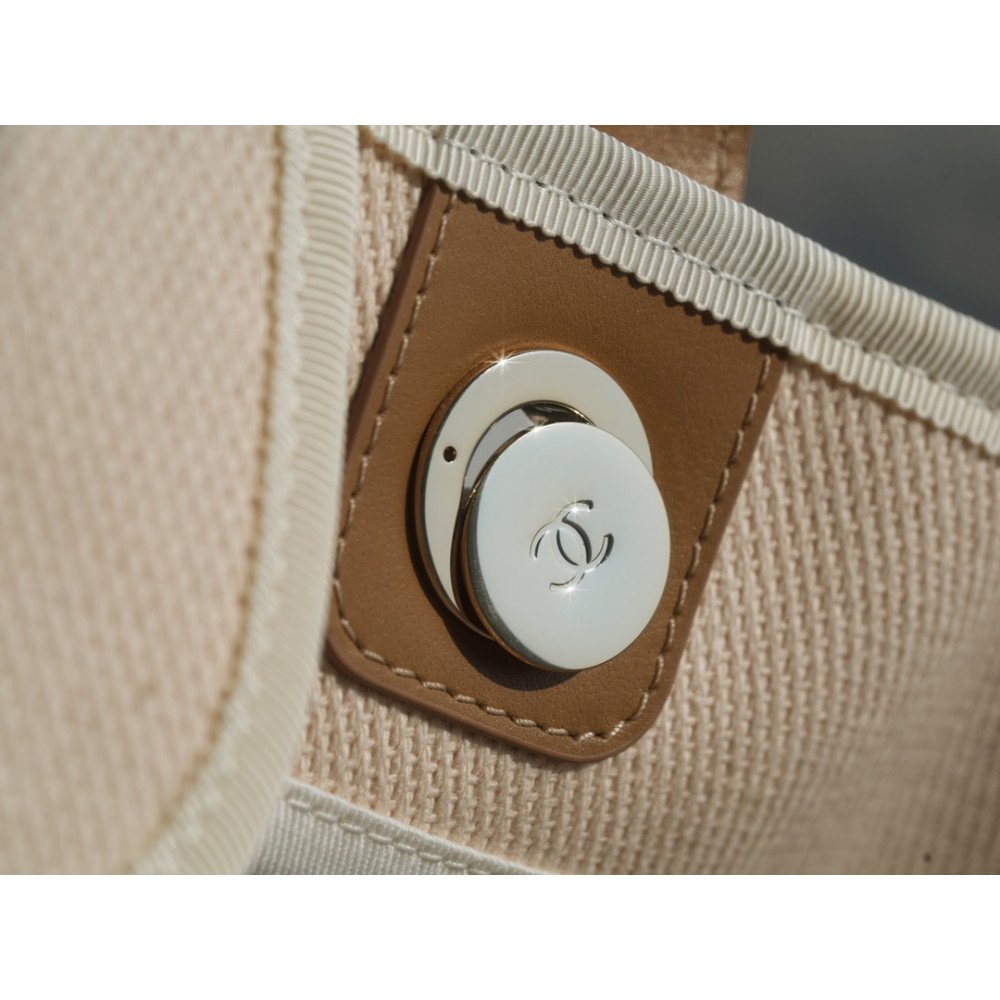 Chanel Deauville Tote Chanel Deauville Tote