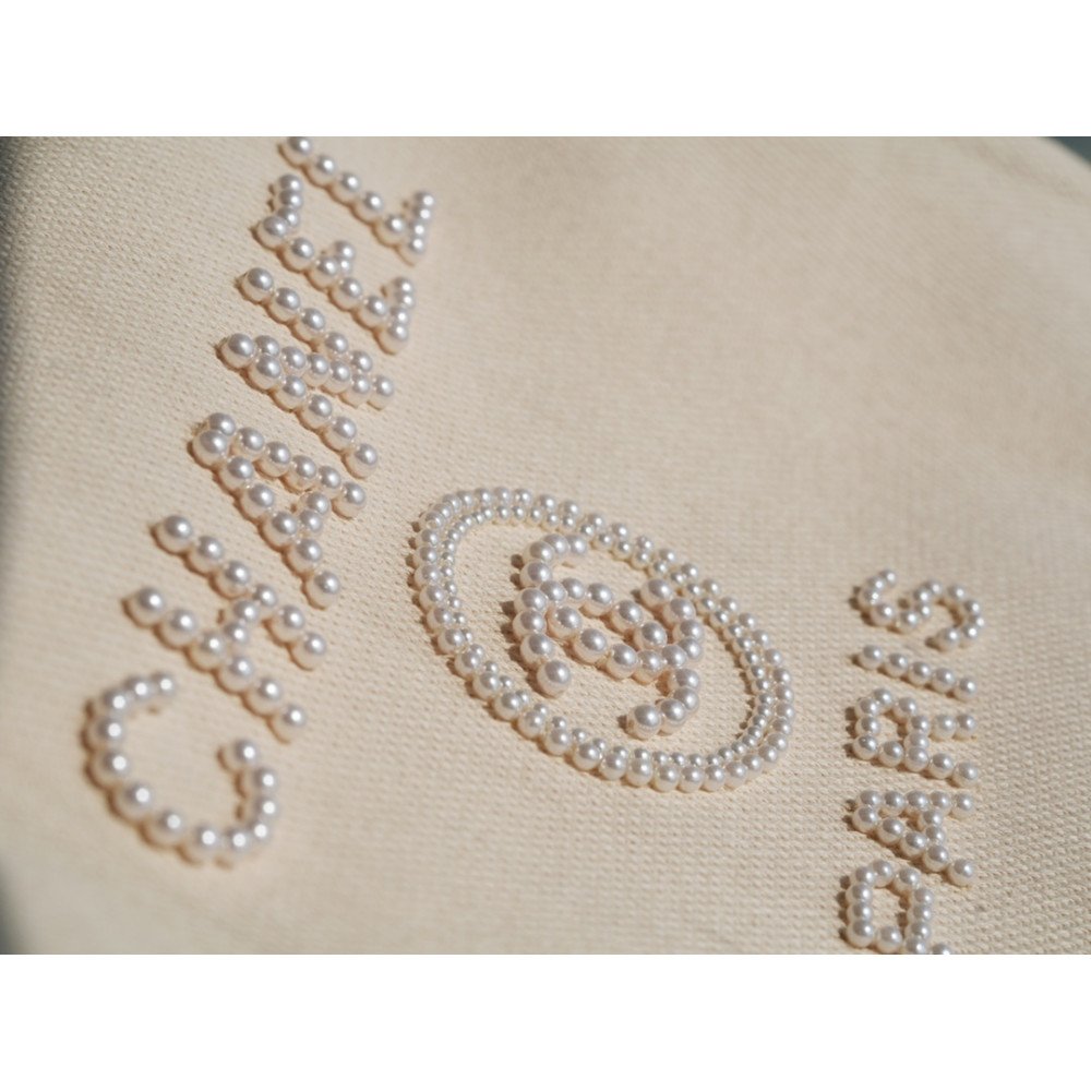 Chanel Deauville Tote Chanel Deauville Tote