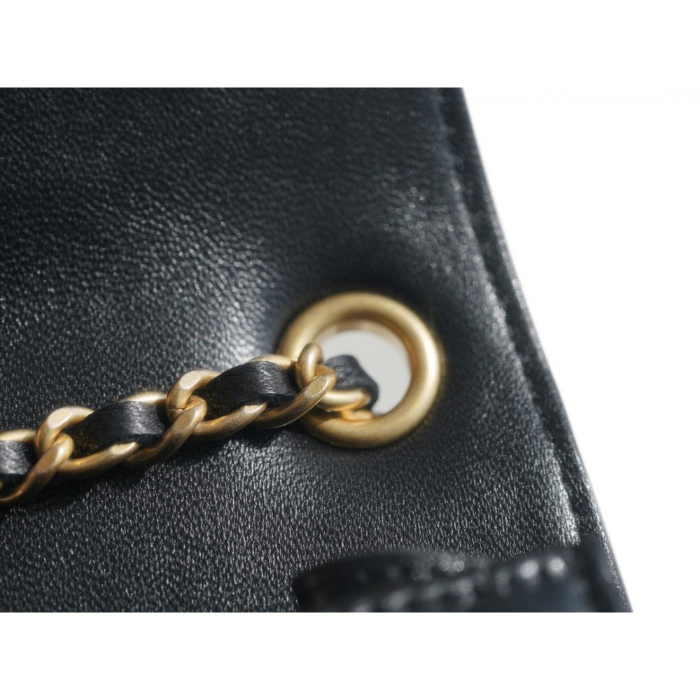 Chanel Pearl Crush Phone Holder With Chain Bag