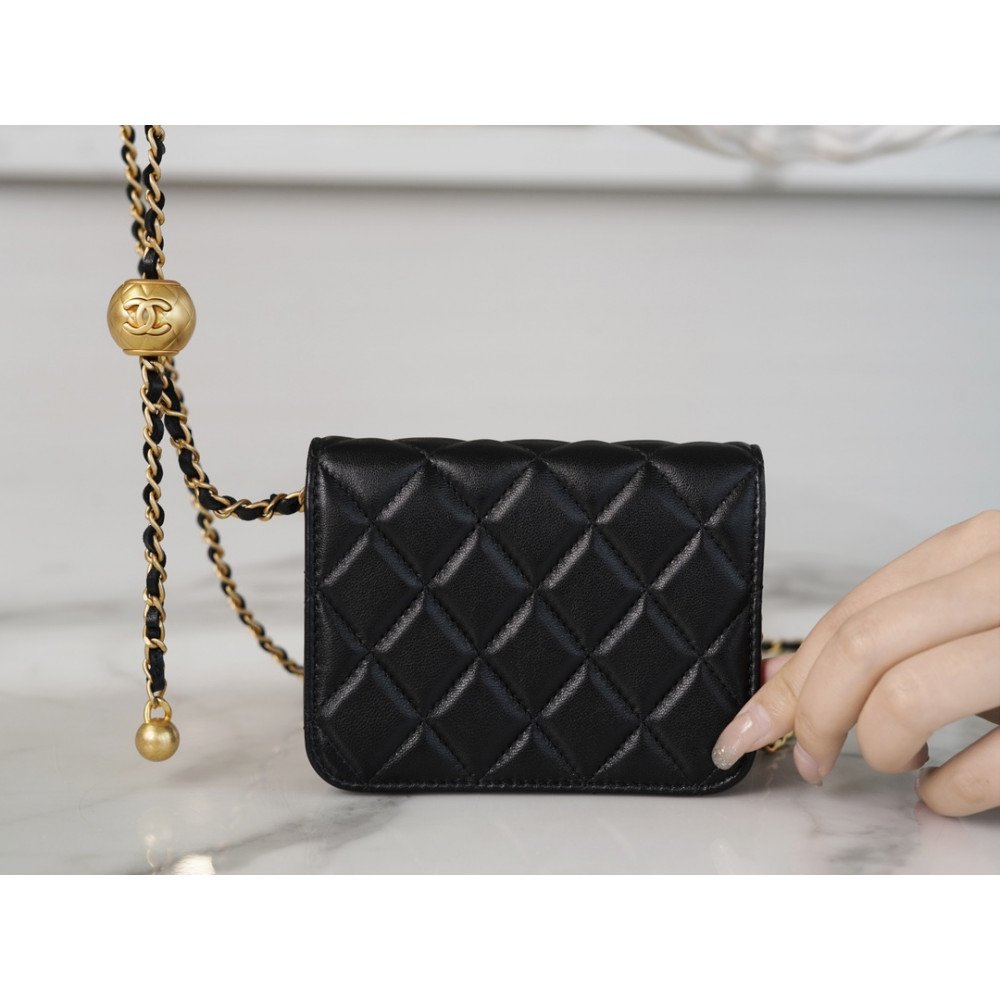 Chanel Pearl Crush Clutch With Chain Bag Chanel Pearl Crush Clutch With Chain Bag