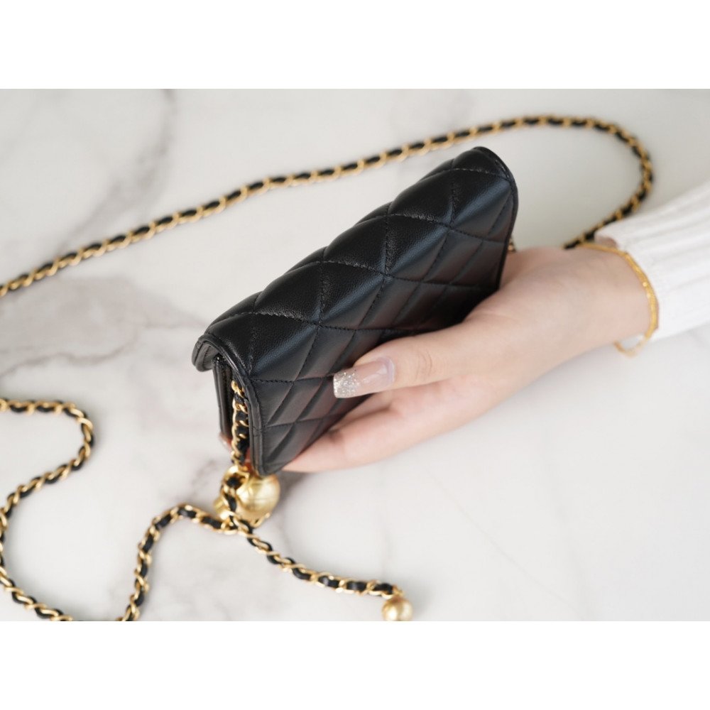 Chanel Pearl Crush Clutch With Chain Bag Chanel Pearl Crush Clutch With Chain Bag