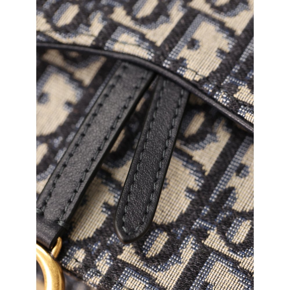 Saddle Pouch