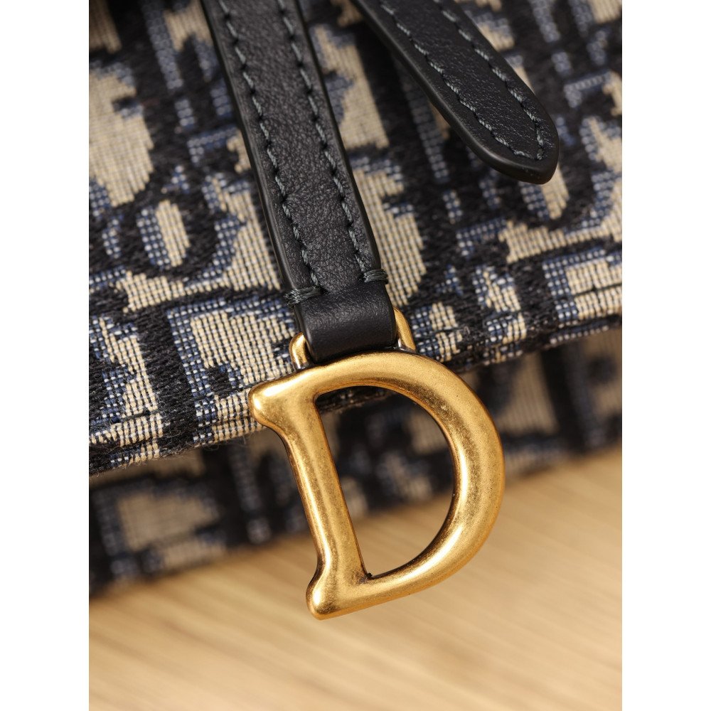 Saddle Pouch