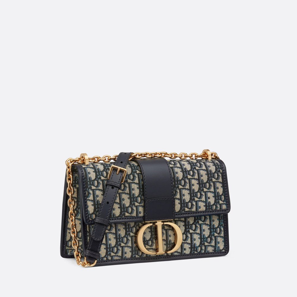 30 Montaigne Chain Bag