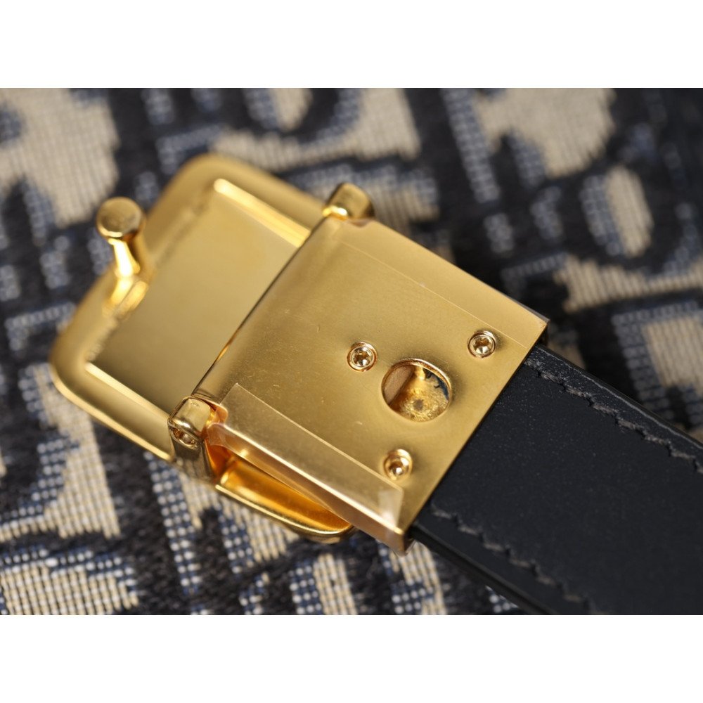 Small 30 Montaigne Bag Small 30 Montaigne Bag