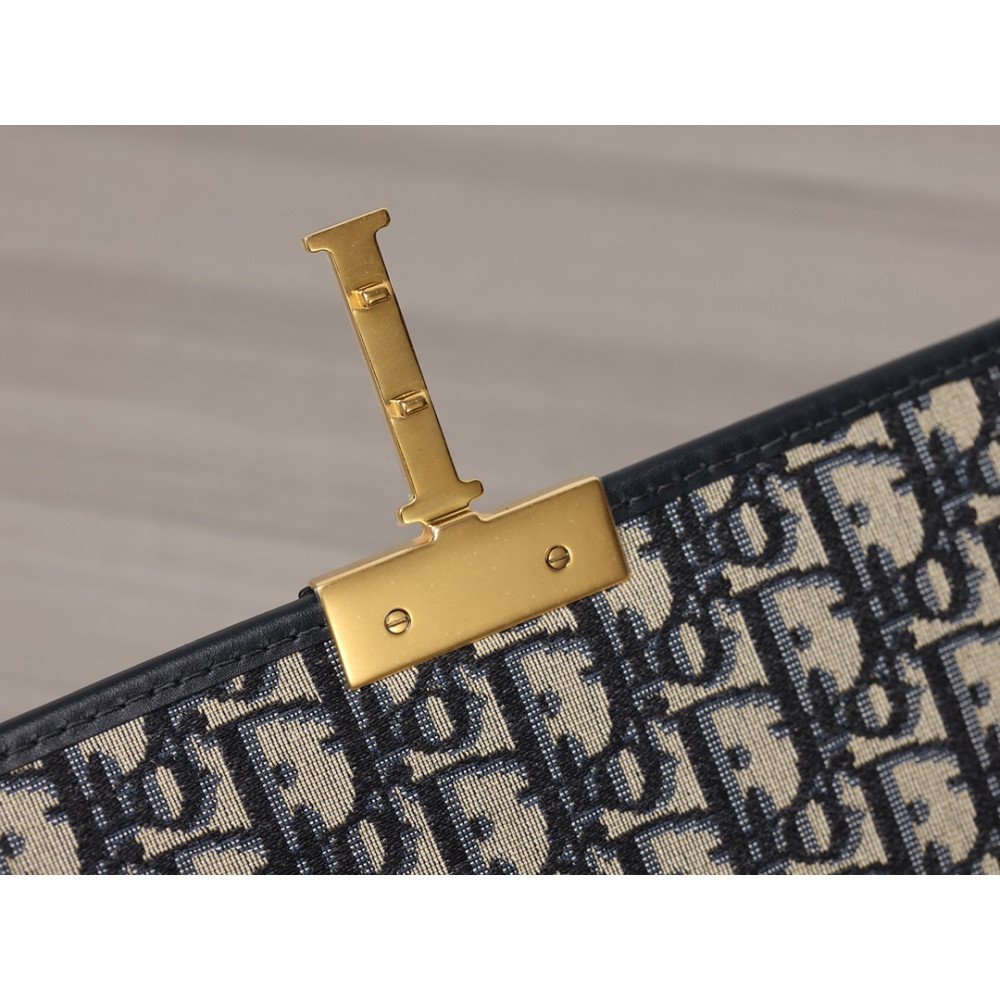 Small 30 Montaigne Bag Small 30 Montaigne Bag