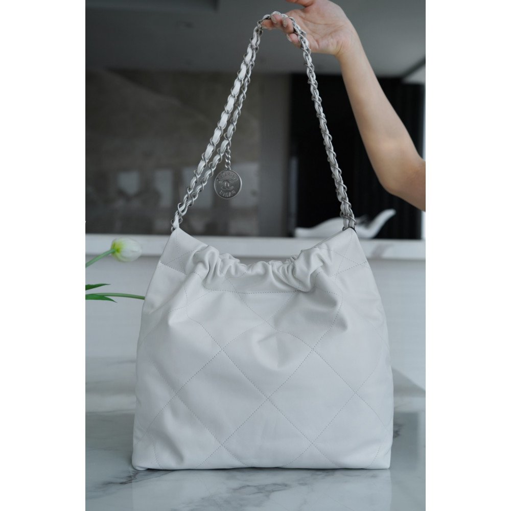 Chanel 22 Small Bag