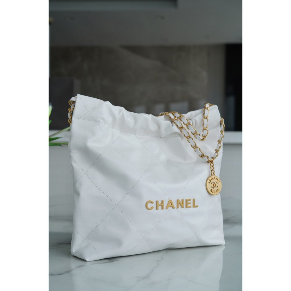 Chanel 22 Small Bag
