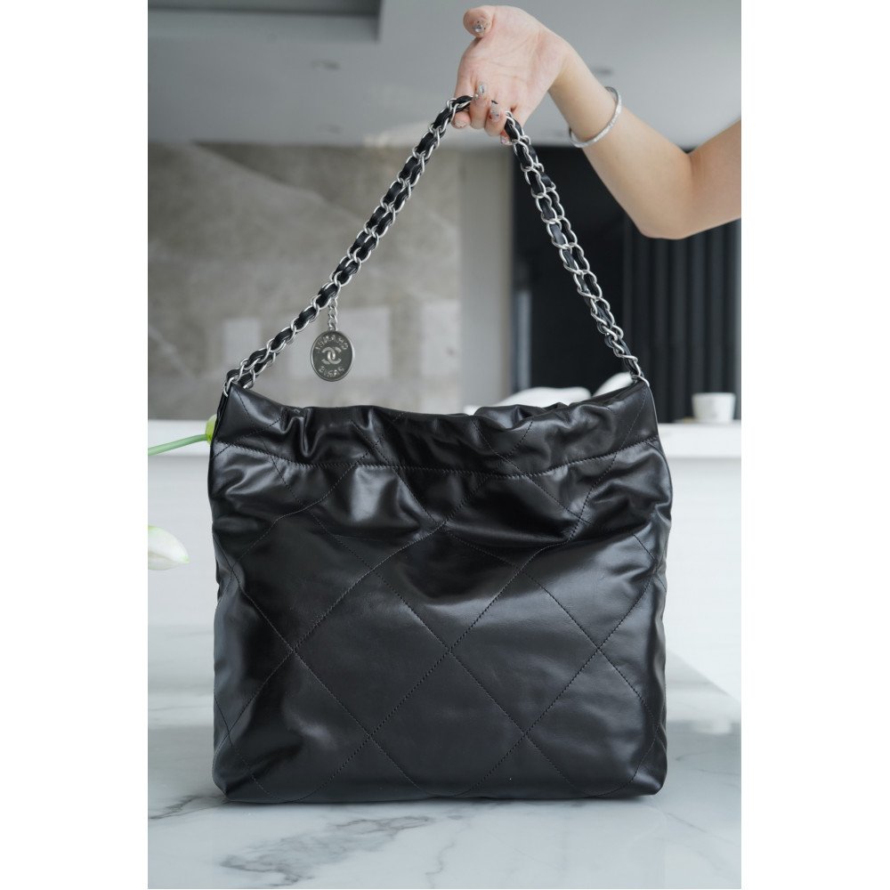 Chanel 22 Small Bag