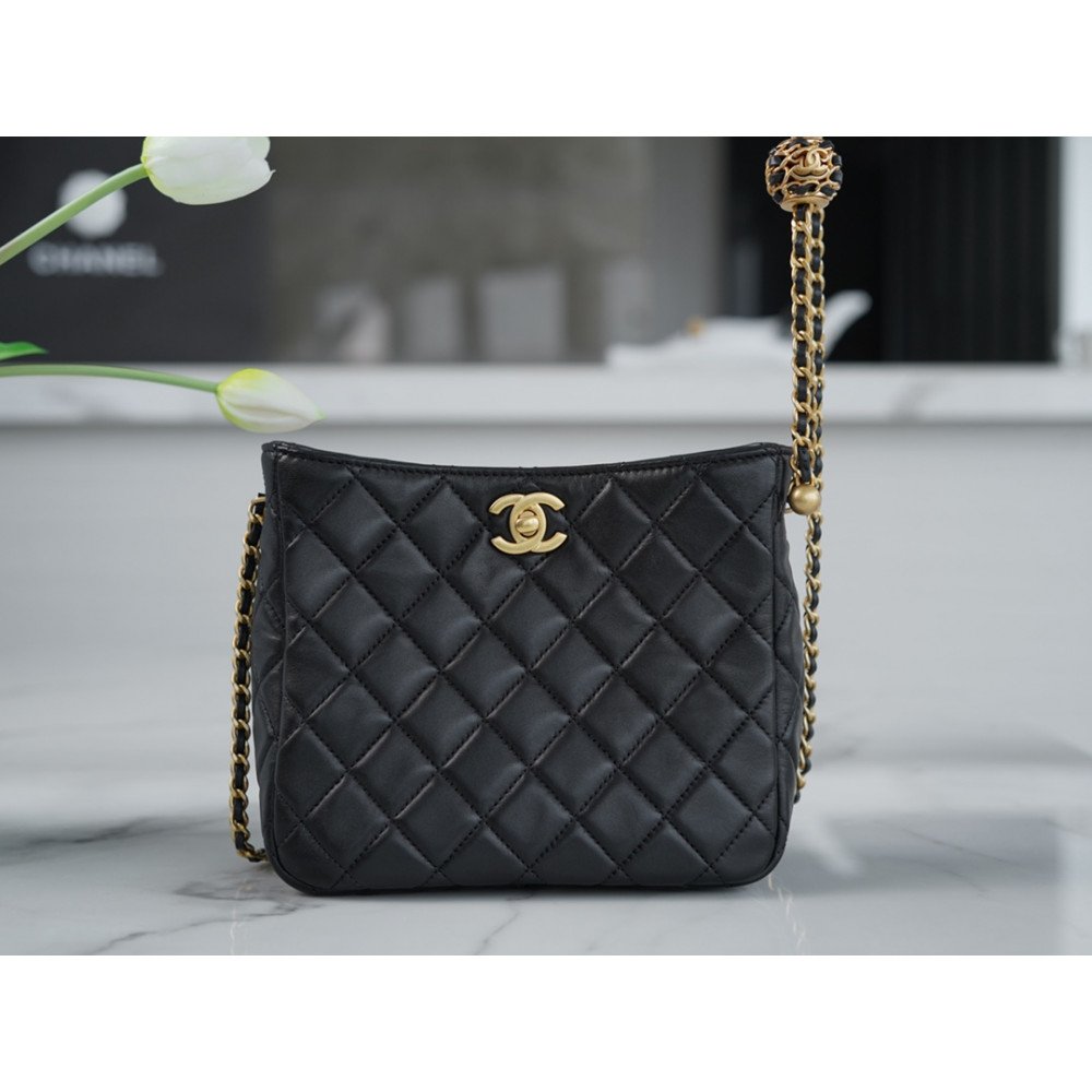 Chanel Pearl Crush Hobo Bag Chanel Pearl Crush Hobo Bag