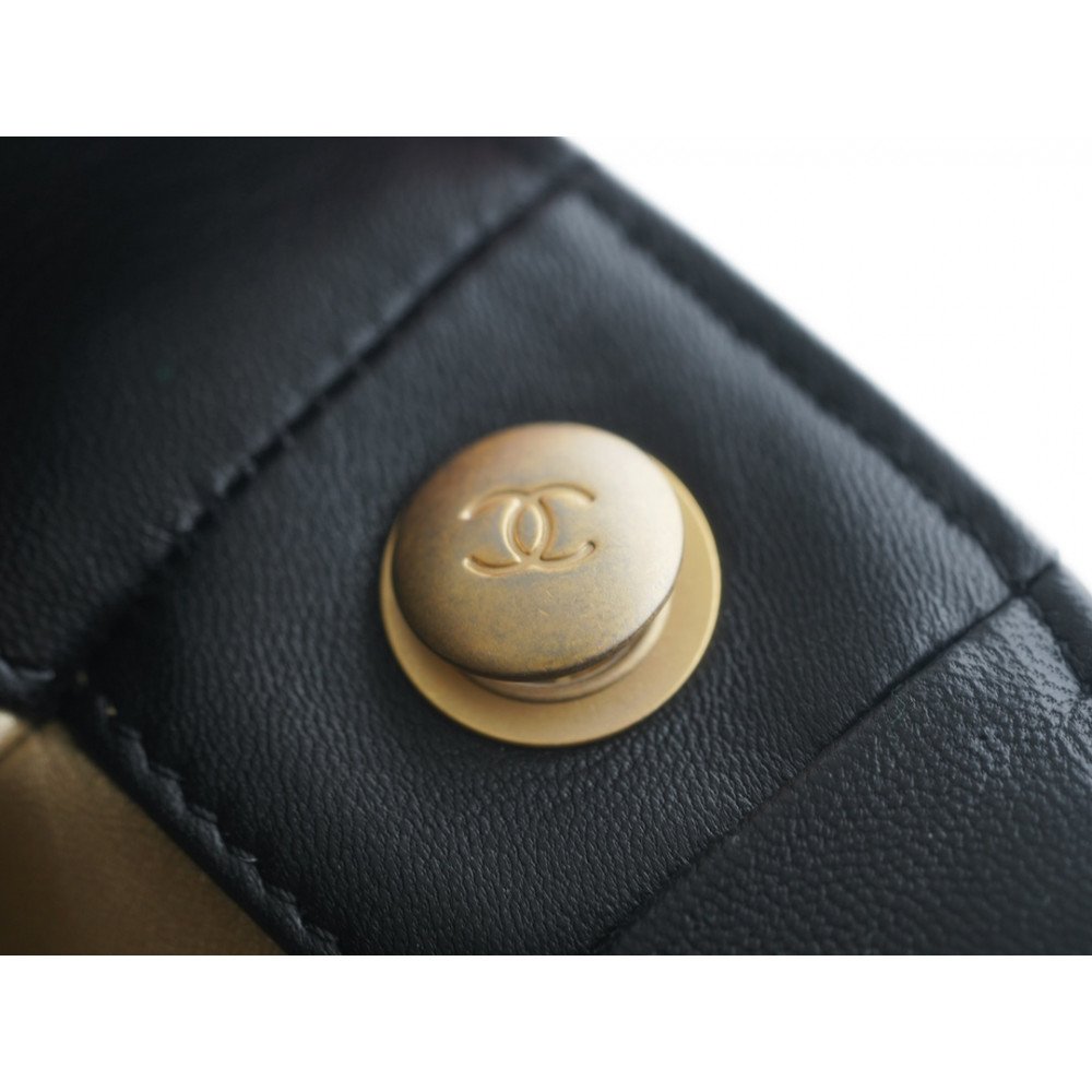 Chanel Pearl Crush Hobo Bag Chanel Pearl Crush Hobo Bag