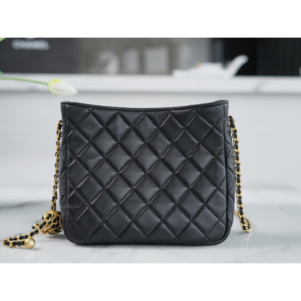 Chanel Pearl Crush Hobo Bag Chanel Pearl Crush Hobo Bag