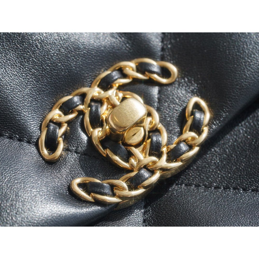 Chanel Medium 19 Flap Bag