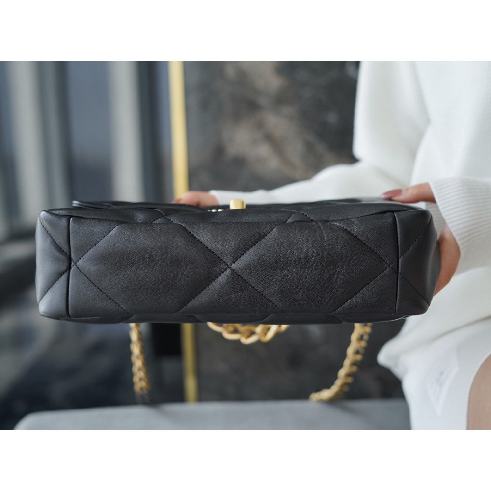 Chanel Medium 19 Flap Bag