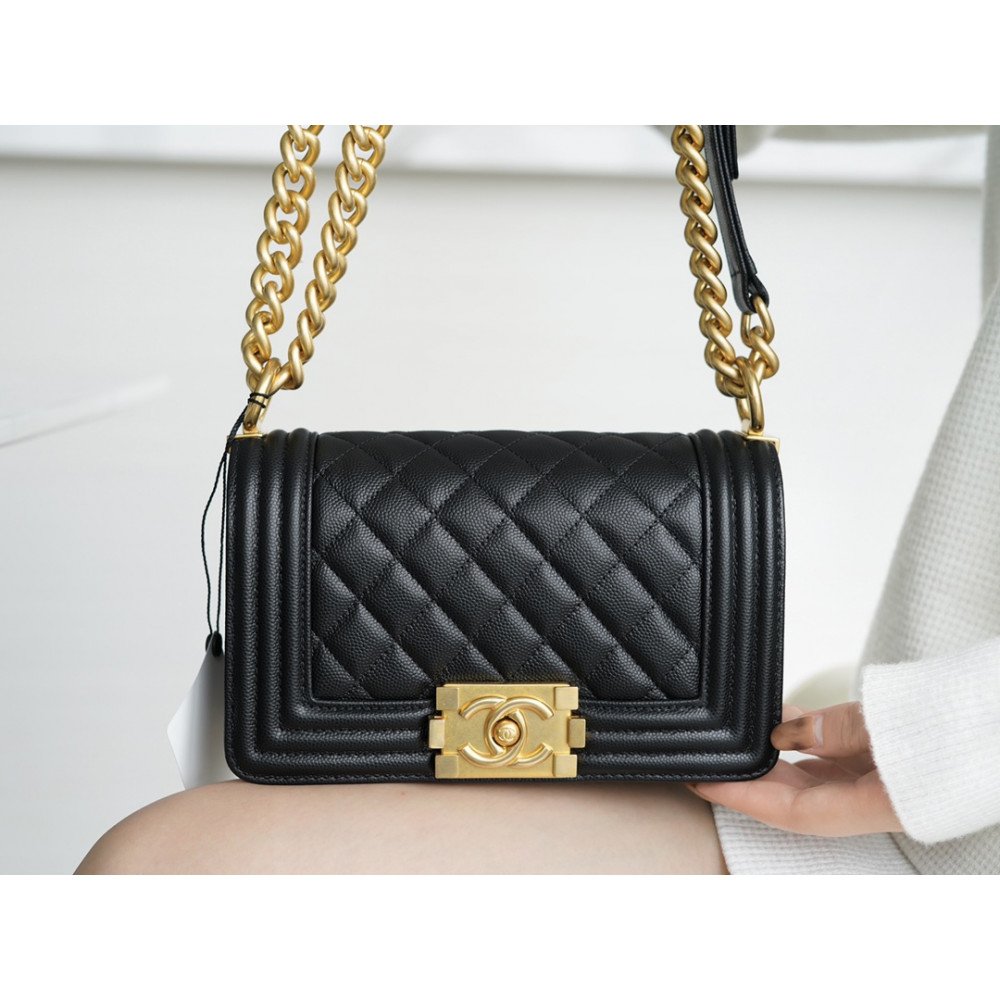 Chanel Medium Boy Flap Bag Chanel Medium Boy Flap Bag