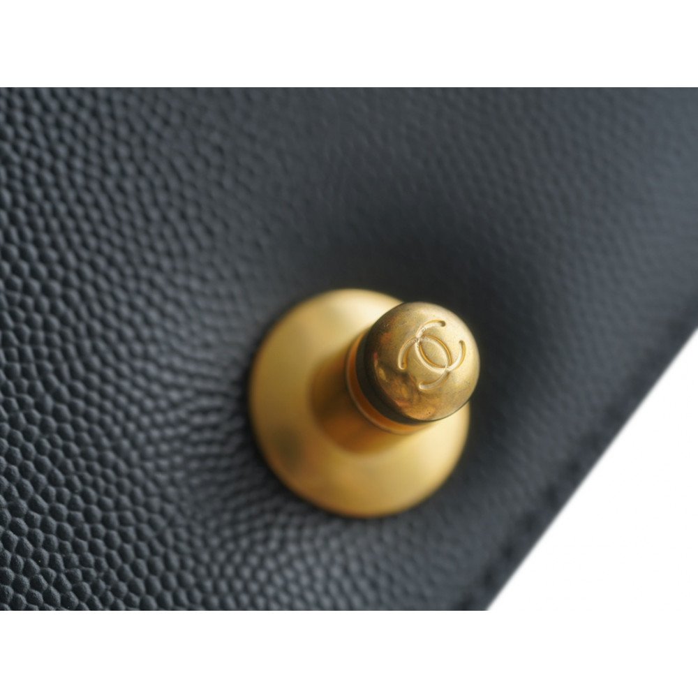 Chanel Medium Boy Flap Bag Chanel Medium Boy Flap Bag
