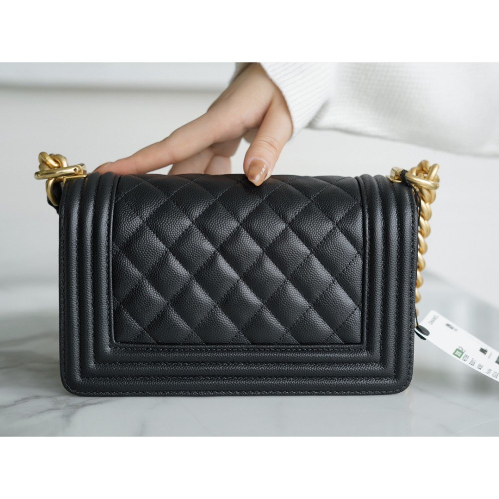 Chanel Medium Boy Flap Bag Chanel Medium Boy Flap Bag