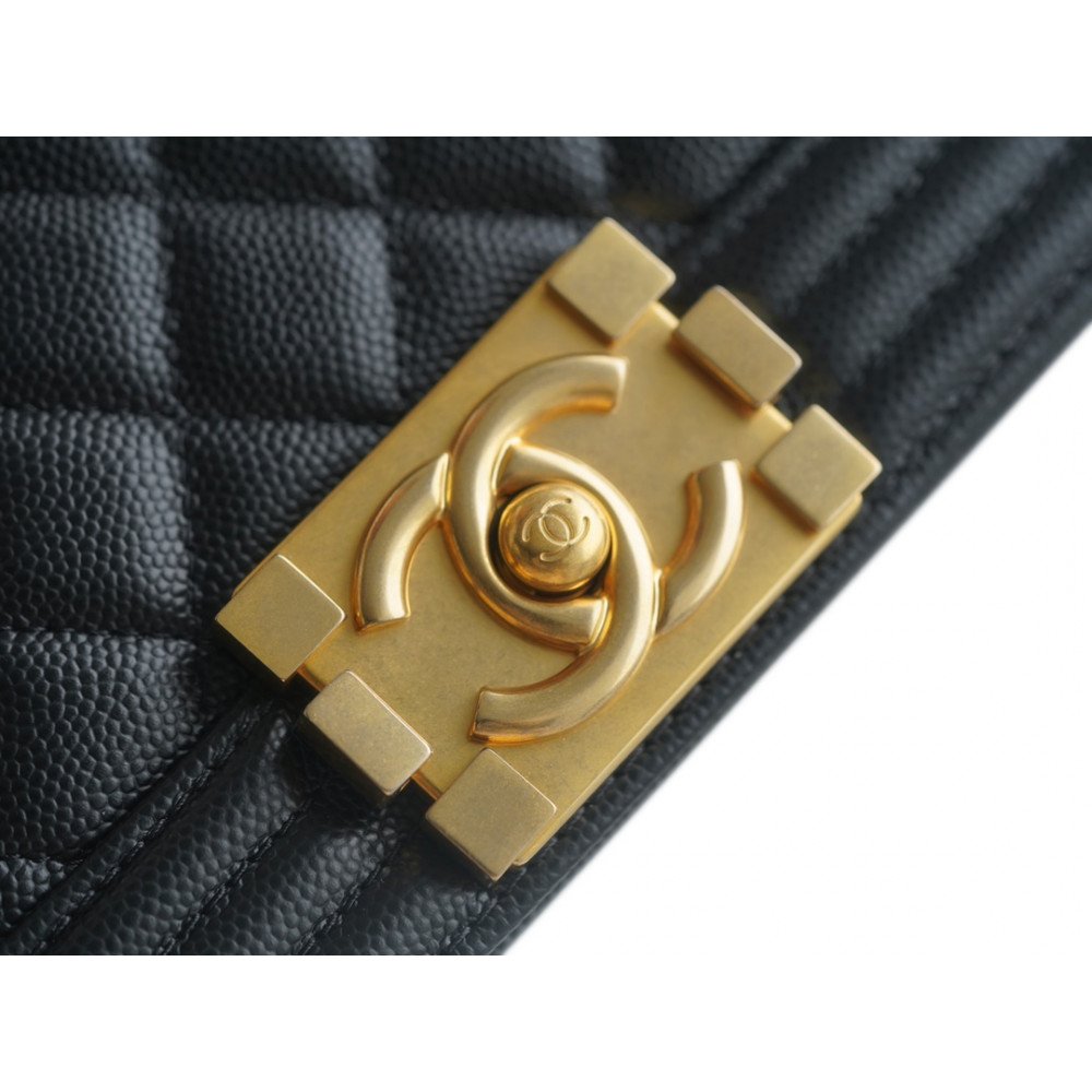 Chanel Medium Boy Flap Bag Chanel Medium Boy Flap Bag