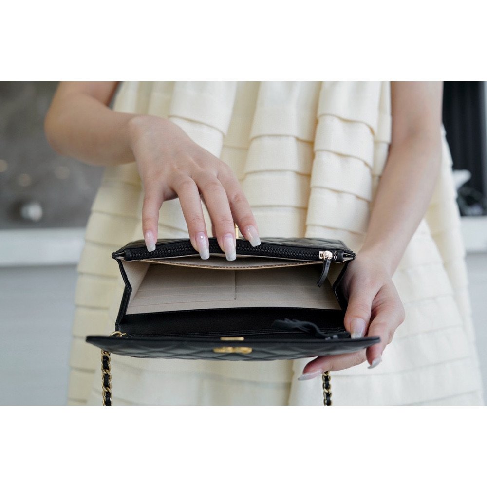 Chanel Pearl Crush Wallet On Chain Chanel Pearl Crush Wallet On Chain