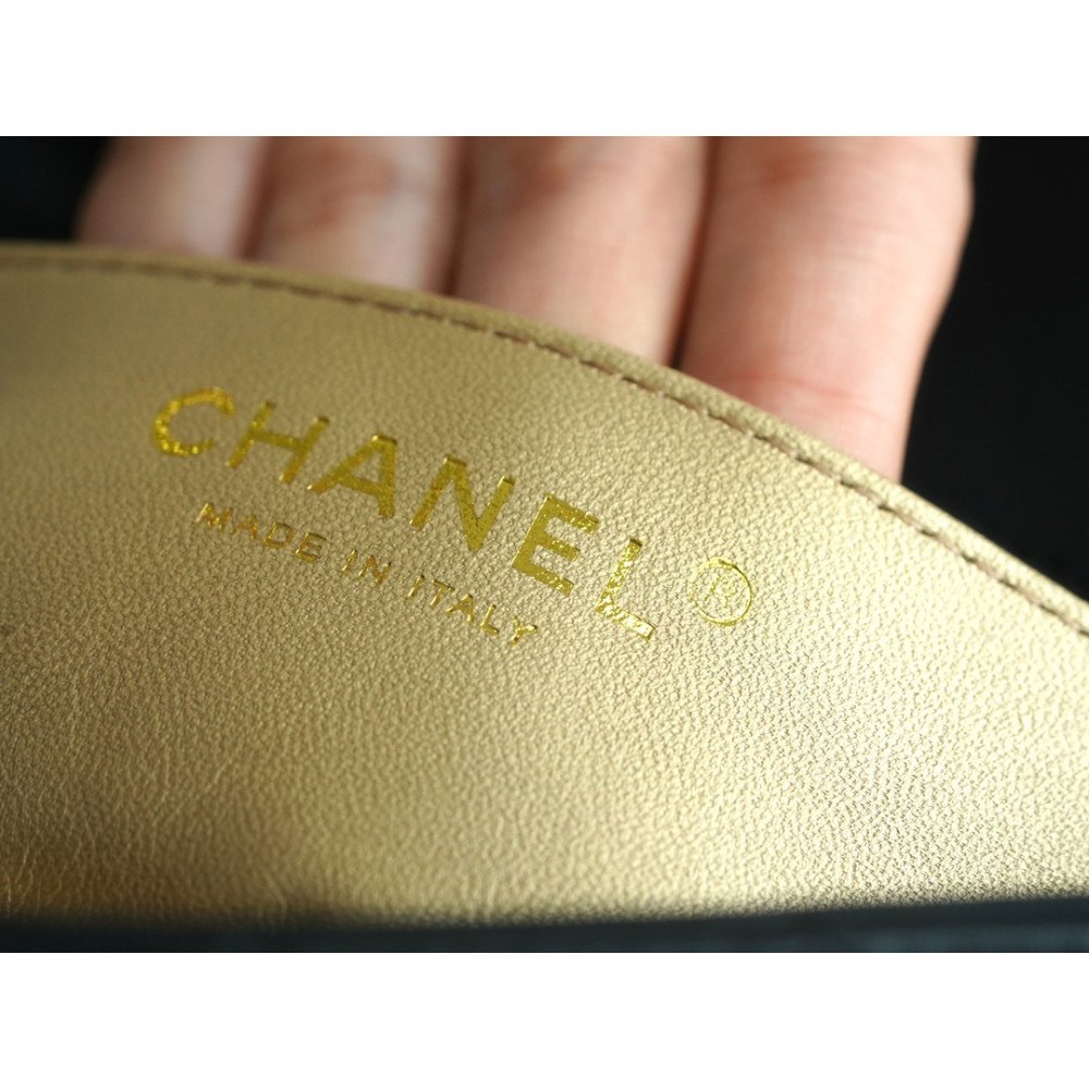 Chanel Pearl Crush Mini Rectangular Flap Bag Chanel Pearl Crush Mini Rectangular Flap Bag