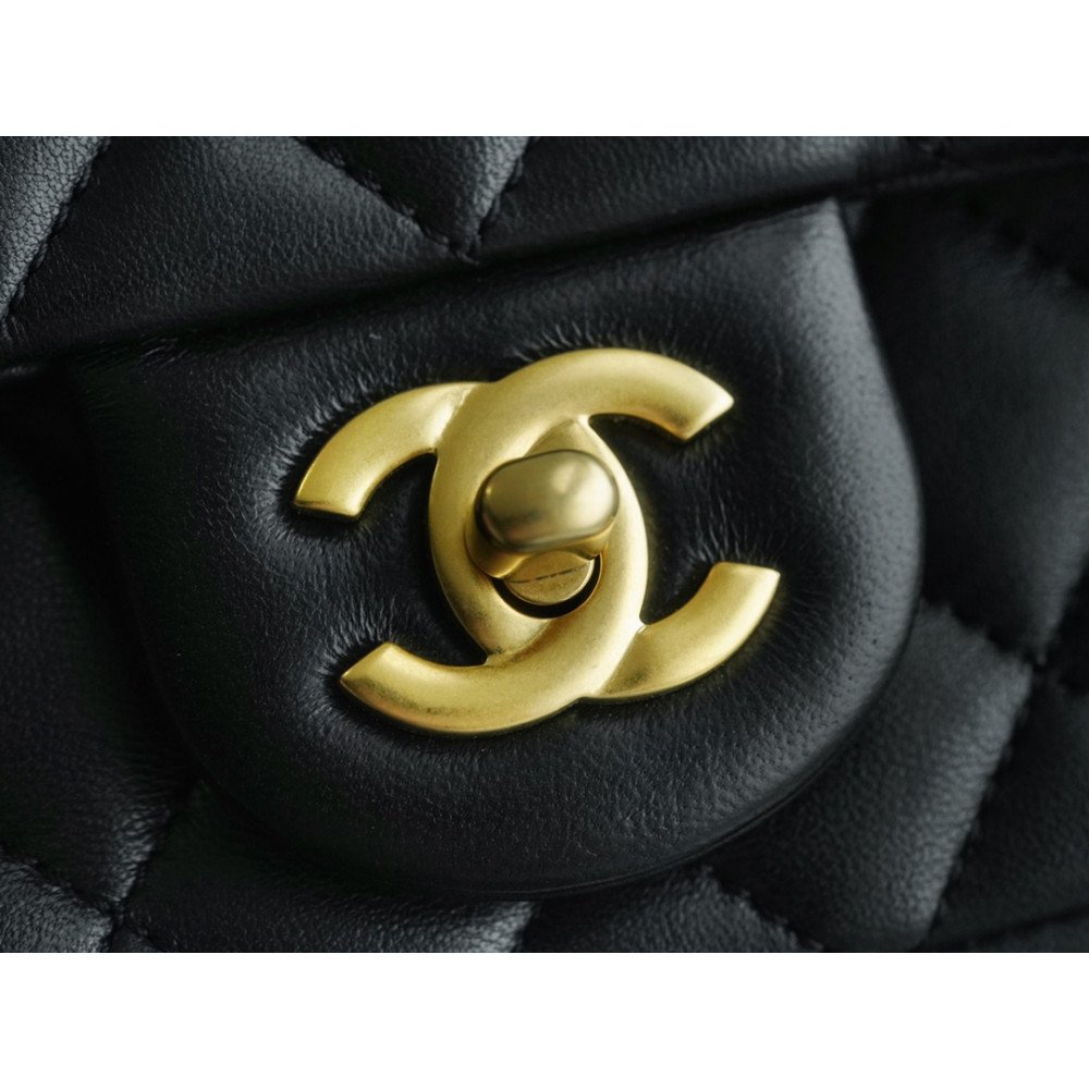 Chanel Pearl Crush Mini Flap Bag Chanel Pearl Crush Mini Flap Bag
