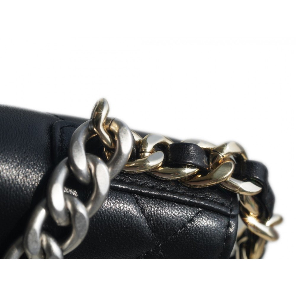 Chanel 19 Wallet On Chain