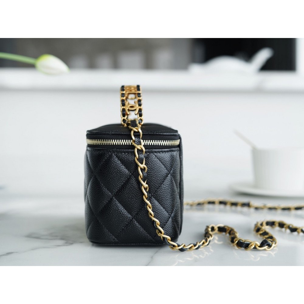 Chanel Pick Me Up Vanity Case Chanel Pick Me Up Vanity Case