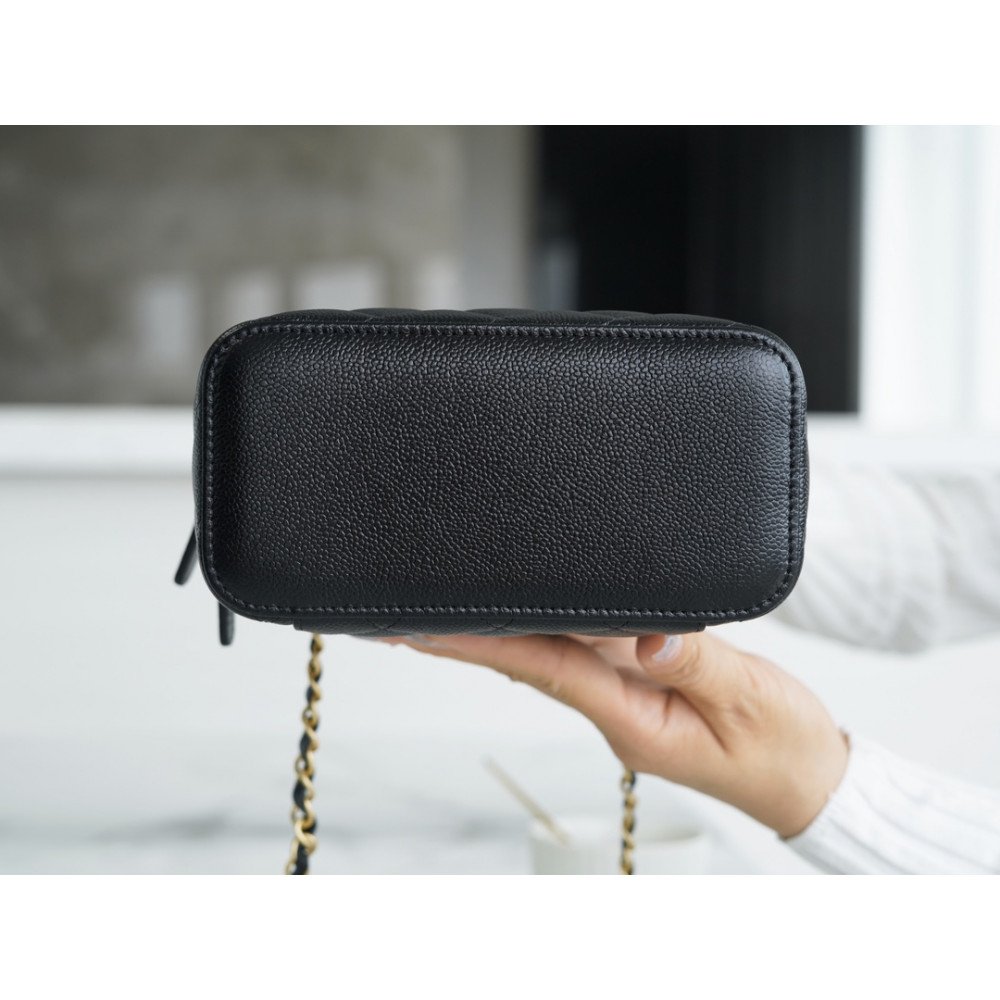 Chanel Pick Me Up Vanity Case Chanel Pick Me Up Vanity Case