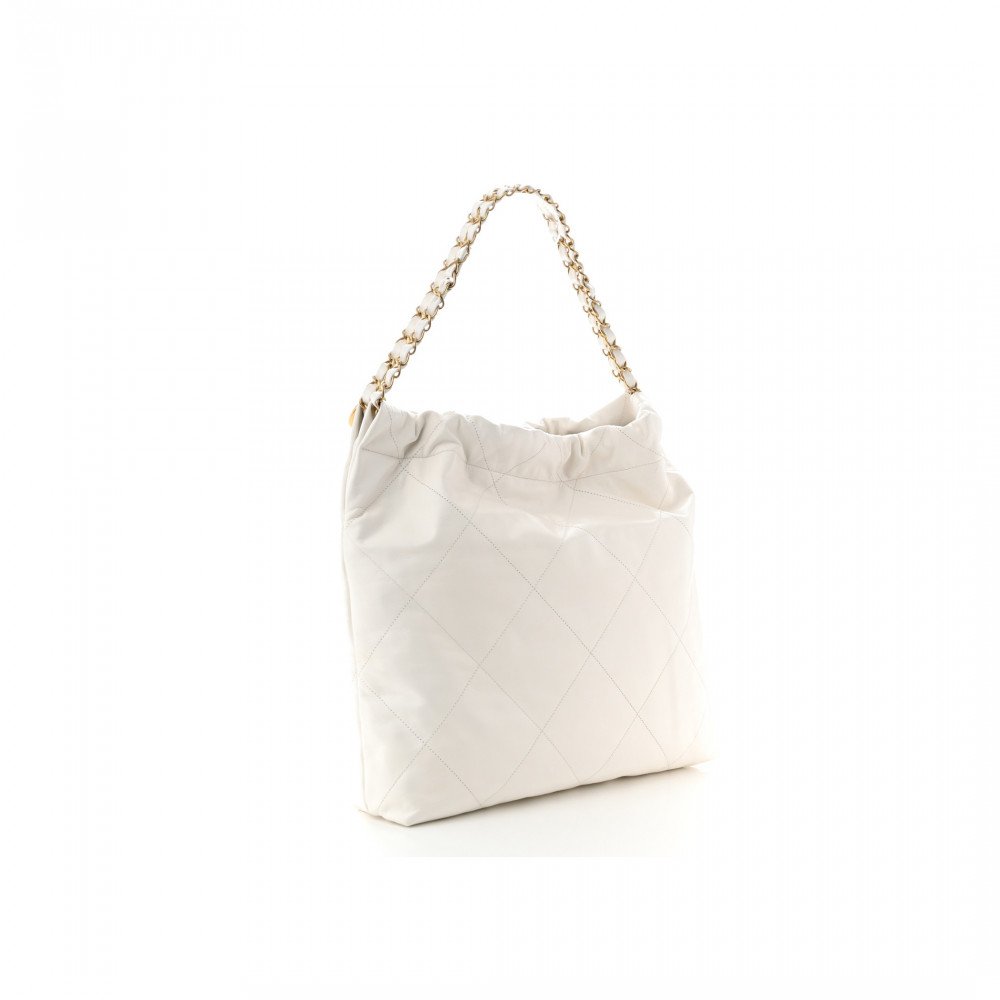 Chanel 22 Medium Bag
