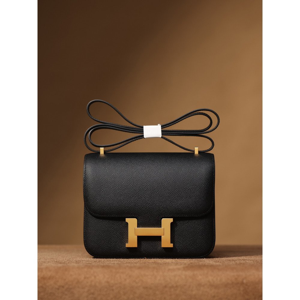 Constance 19 Black EP