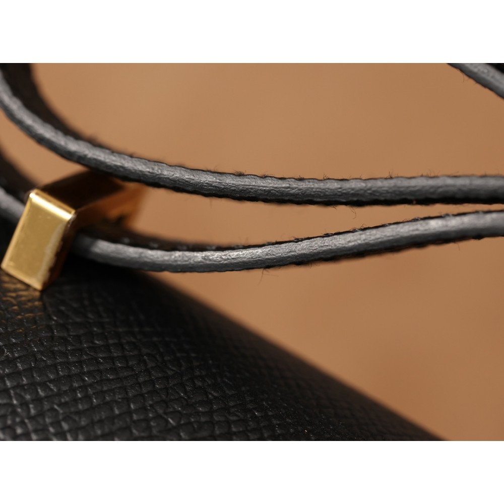 Constance 19 Black EP