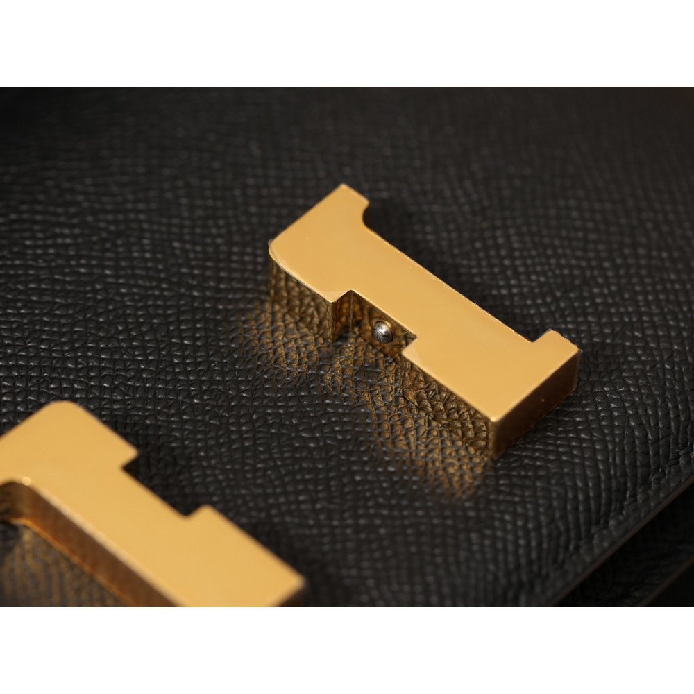 Constance 19 Black EP