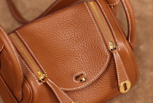 LINDY 19 GOLD TC H079086CC37 Details 1