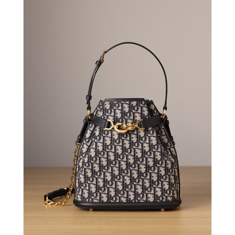 Medium C'est Dior Bag Medium C'est Dior Bag