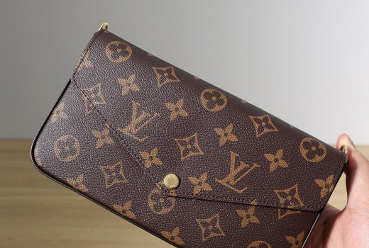 Félicie Pochette M81896