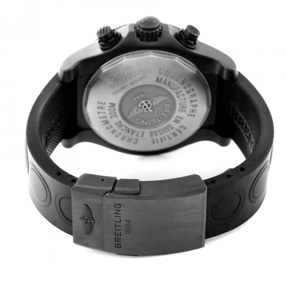 Breitling Aeromarine Avenger Skyland Blacksteel Mens Watch M13380